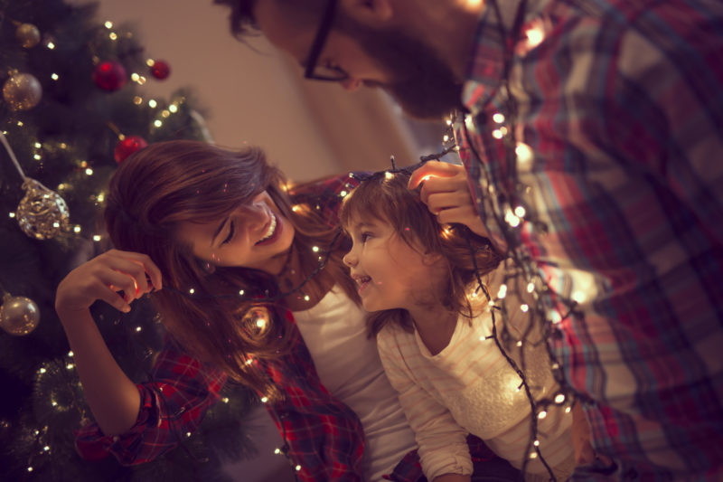 3 Tips for Lowering Your Electric Bill During the Holiday Season